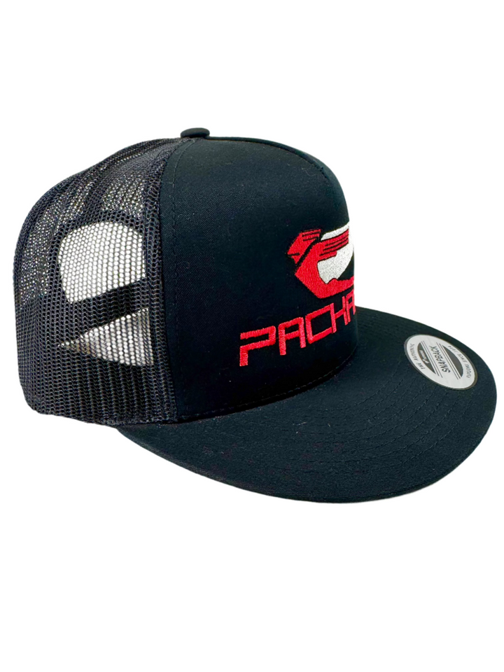 Gorra Trucker Bordada Ala Plana Logo Rojo