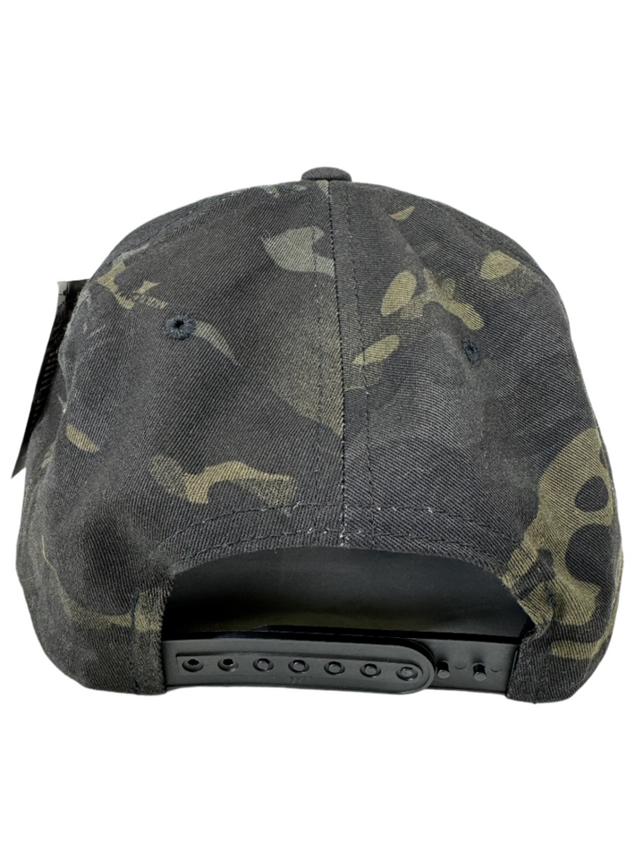 Logotipo bordado en rosa/blanco con visera plana SnapBack