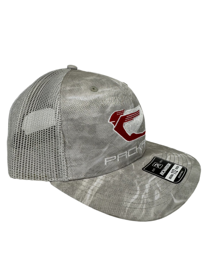 Gorra Trucker Bordada Ala Curva Logo Rojo 